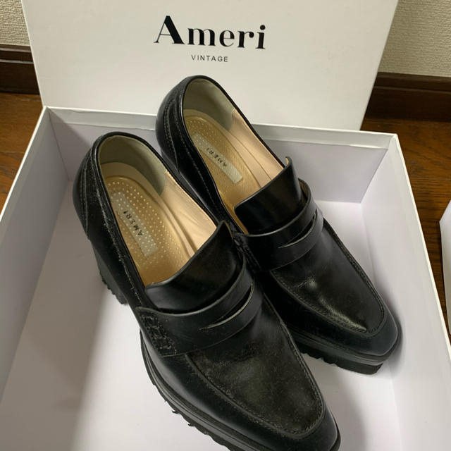 Ameri VINTAGE(アメリヴィンテージ)のアメリヴィンテージ　黒　ローファー レディースの靴/シューズ(ローファー/革靴)の商品写真