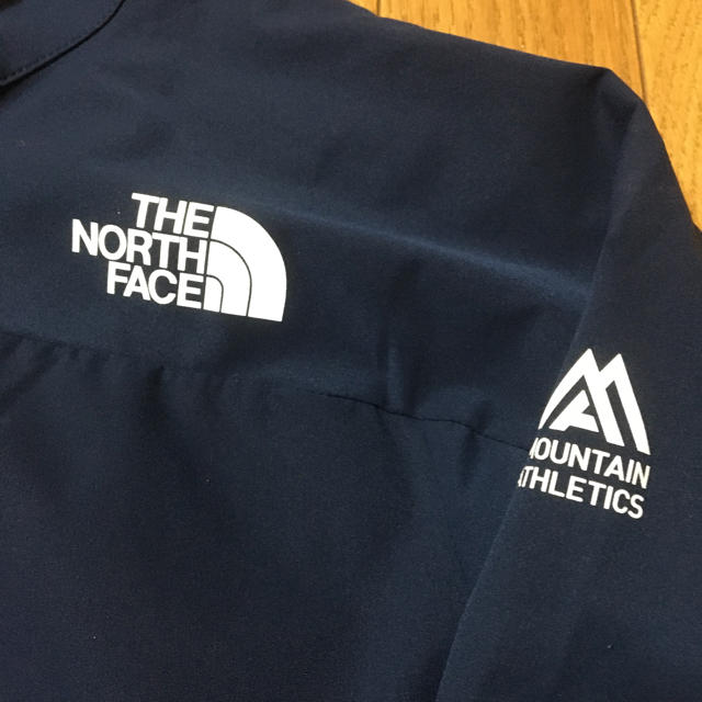 THE NORTH FACE(ザノースフェイス)のノースフェイス  トレイル　NP21669 M ネイビー スポーツ/アウトドアのランニング(ウェア)の商品写真