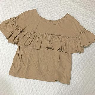 アズールバイマウジー(AZUL by moussy)のフリルTシャツ　MOUSSY(Tシャツ(半袖/袖なし))