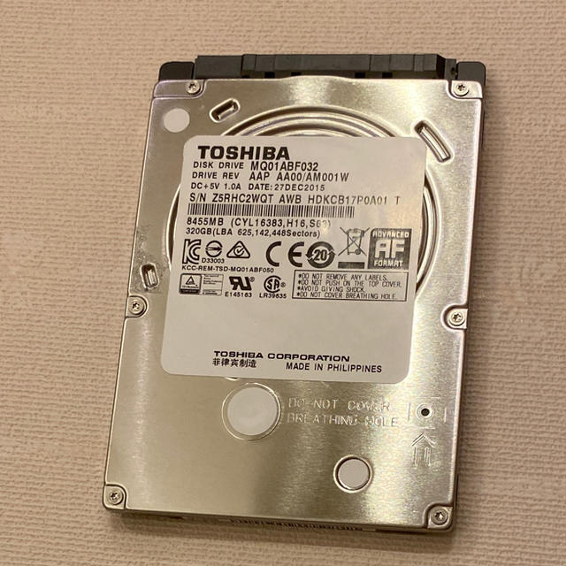 東芝(トウシバ)のTOSHIBA  Disk drive  MQ01ABF032 スマホ/家電/カメラのPC/タブレット(PCパーツ)の商品写真