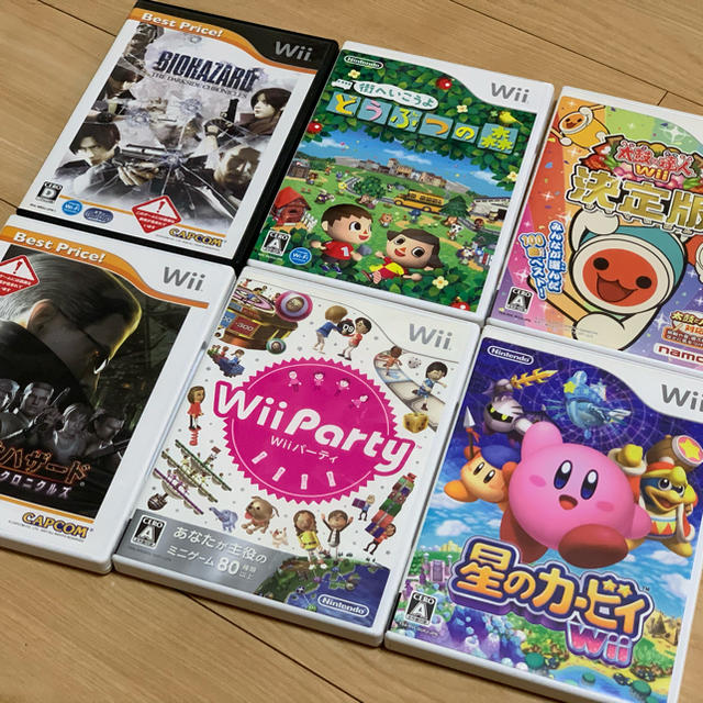 Wii(ウィー)のWii本体 Wii Partyセット & ソフト 5本 エンタメ/ホビーのゲームソフト/ゲーム機本体(家庭用ゲーム機本体)の商品写真