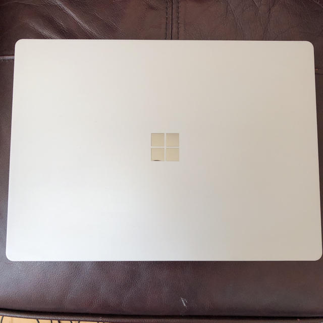 【美品】Microsoft surface laptop 256GB 1