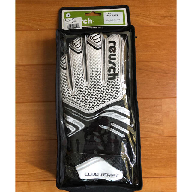 reusch(ロイシュ)のロイシュ　キーパーグローブ スポーツ/アウトドアのサッカー/フットサル(その他)の商品写真