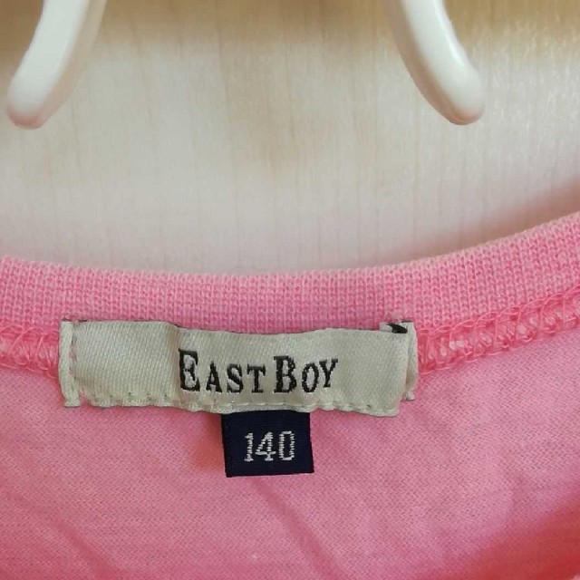EASTBOY(イーストボーイ)のTシャツ　イーストボーイ　140 女の子 キッズ/ベビー/マタニティのキッズ服女の子用(90cm~)(Tシャツ/カットソー)の商品写真