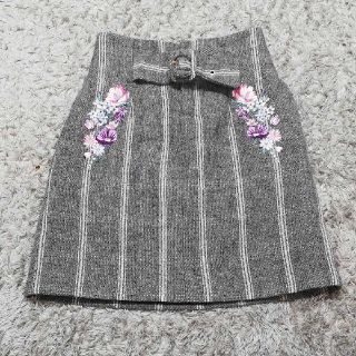 ジルバイジルスチュアート(JILL by JILLSTUART)のジルバイジルスチュアート　スカート(ひざ丈スカート)