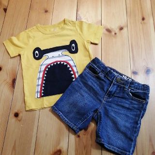 ベビーギャップ(babyGAP)のbabyGAP　Tシャツ&デニムショーツ　セット　90cm(Tシャツ/カットソー)