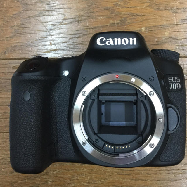CanonキャノンEOS70D完全ジャンクボディーのみ 1