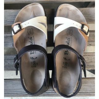 ビルケンシュトック(BIRKENSTOCK)のビルケンシュトック　サンダル　レディース　36(サンダル)