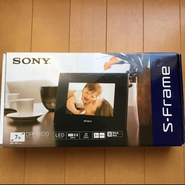 SONY(ソニー)の【新品】SONY デジタルフォトフレーム DPF-D720 インテリア/住まい/日用品のインテリア小物(フォトフレーム)の商品写真