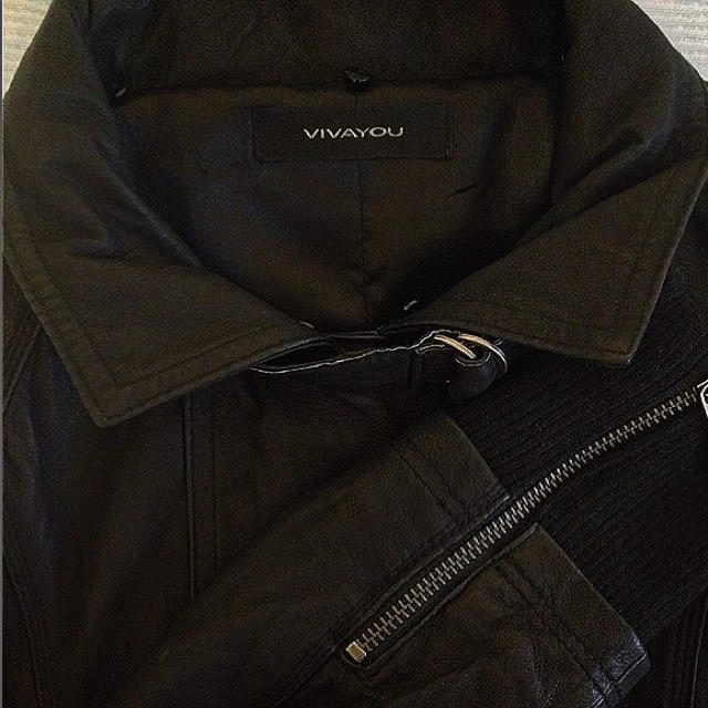 VIVAYOU(ビバユー)のVIVAYOU ブルゾン レディースのジャケット/アウター(毛皮/ファーコート)の商品写真