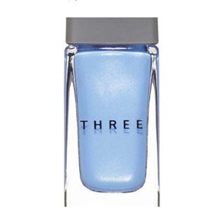 スリー(THREE)の完売品　THREE  夏限定 ネイルポリッシュ X35 IT'S NO GAME(マニキュア)