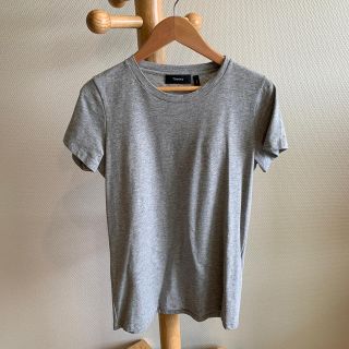 セオリー(theory)のTheory Tシャツ　美品(Tシャツ(半袖/袖なし))