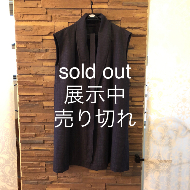 ジレ　。sold out