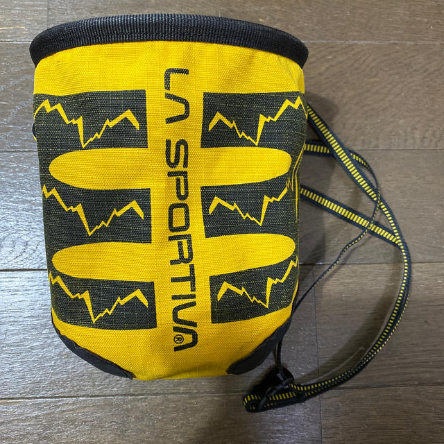 LA SPORTIVA(スポルティバ)のla sportiva チョークバッグ スポーツ/アウトドアのアウトドア(登山用品)の商品写真