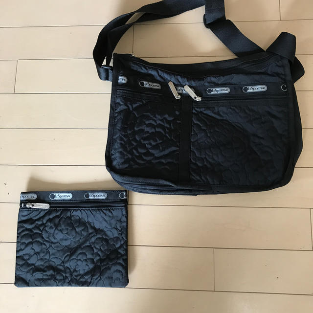 LeSportsac(レスポートサック)のカバン レディースのバッグ(ショルダーバッグ)の商品写真