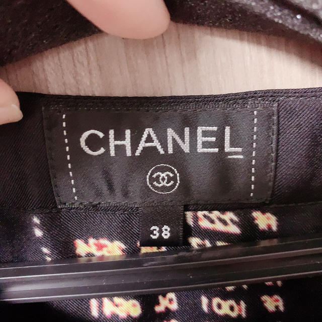 CHANEL(シャネル)のCHANEL シルクブラウス　38 レディースのトップス(シャツ/ブラウス(長袖/七分))の商品写真