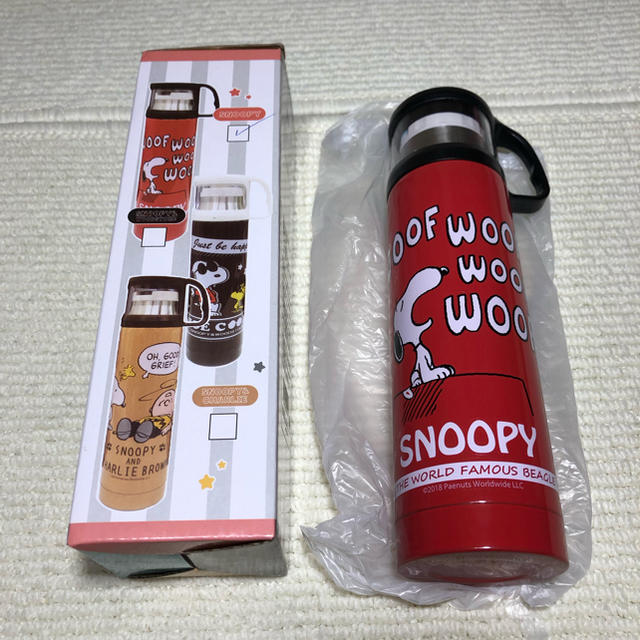 Snoopy スヌーピー コップ付きステンレスボトル 500ml レッドの通販 By L J S Shop スヌーピーならラクマ
