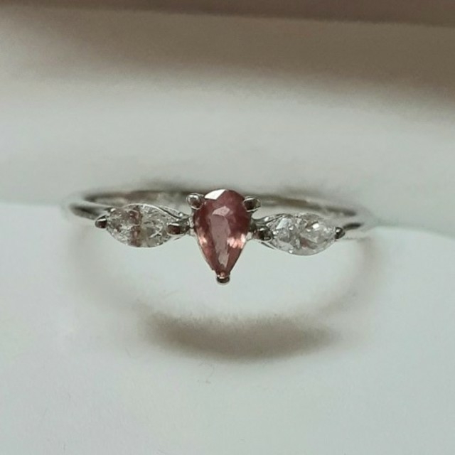 パパラチアサファイアとダイヤモンドの指輪 レディースのアクセサリー(リング(指輪))の商品写真
