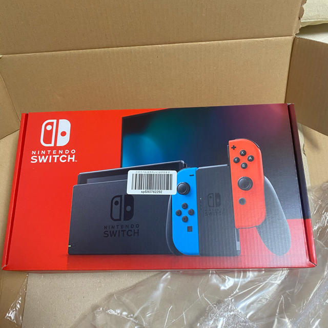 本日発送可能　Nintendo Switch 新型