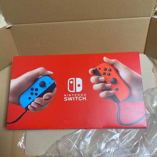 本日発送可能　Nintendo Switch 新型