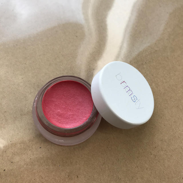 Cosme Kitchen(コスメキッチン)のrms beauty リップチーク(ブロッサム) コスメ/美容のベースメイク/化粧品(フェイスカラー)の商品写真