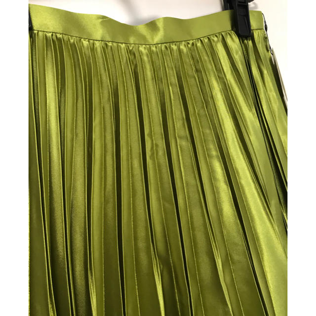 FRAY I.D(フレイアイディー)のフレイ新品プリーツスカート レディースのスカート(ひざ丈スカート)の商品写真