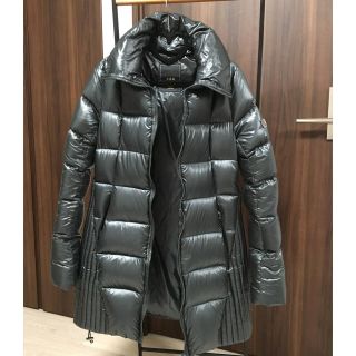 TATRAS(ダウンコート ・ グリーン・カーキ/緑色系)のフリマ TATRAS(ダウンコート ・ グリーン・カーキ/緑色系)のフリマ
