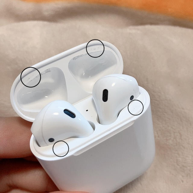 Apple(アップル)のAirPods スマホ/家電/カメラのオーディオ機器(ヘッドフォン/イヤフォン)の商品写真