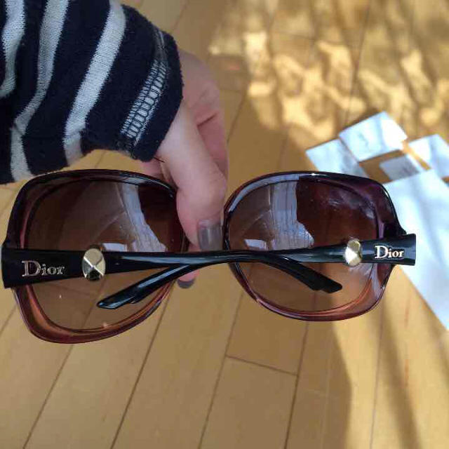 Christian Dior(クリスチャンディオール)のディオール サングラス 定価4.5万 レディースのファッション小物(サングラス/メガネ)の商品写真
