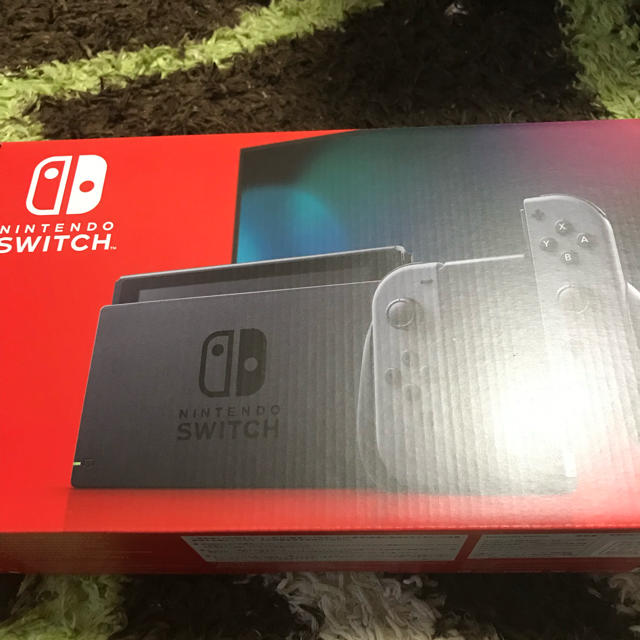 任天堂　スイッチ　新型　グレー　Nintendo Switch 新品未開封家庭用ゲーム機本体