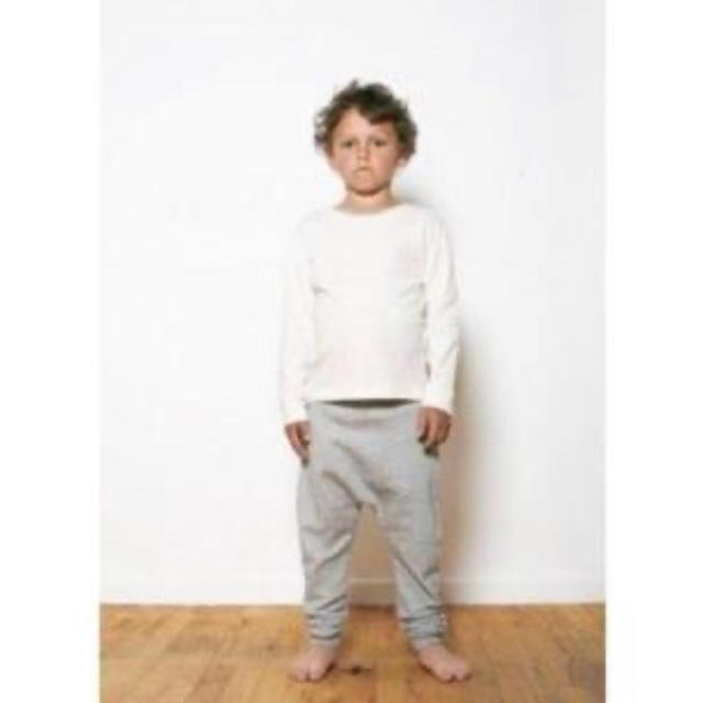 こどもビームス(コドモビームス)のはな様専用POPUPSHOP. baggy leggings 5-6y キッズ/ベビー/マタニティのキッズ服男の子用(90cm~)(パンツ/スパッツ)の商品写真