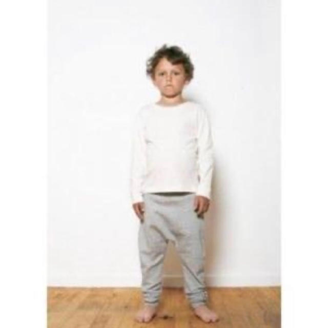 こどもビームス(コドモビームス)の最終値下げ POPUPSHOP. baggy leggings 3-4y キッズ/ベビー/マタニティのキッズ服男の子用(90cm~)(パンツ/スパッツ)の商品写真