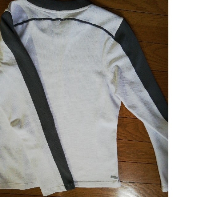 NIKE(ナイキ)のナイキランニングシャツ レディースのトップス(シャツ/ブラウス(長袖/七分))の商品写真