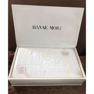 ハナエモリ(HANAE MORI)の森英恵　バスタオル　(タオル/バス用品)