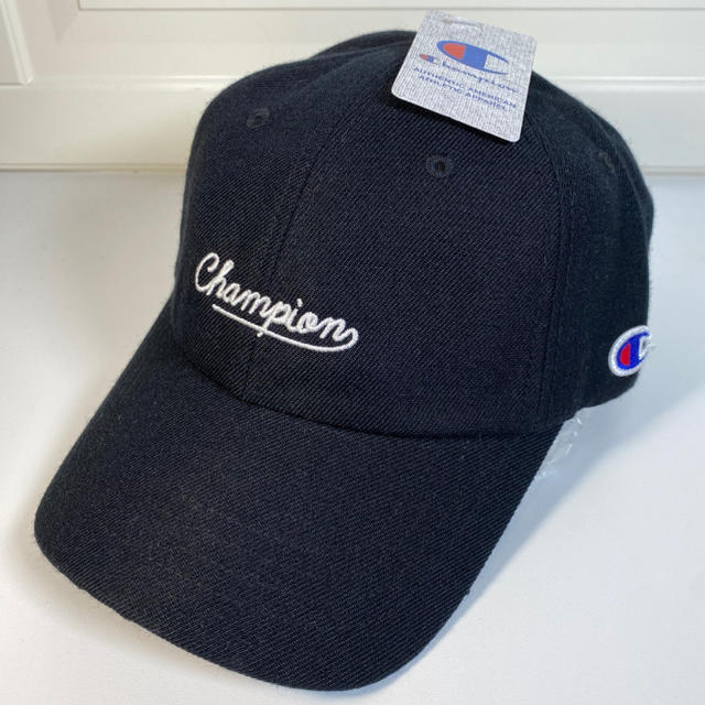 Champion(チャンピオン)の新品未使用　Champion/チャンピオン　ローCAP 国内正規品　送料無料 レディースの帽子(キャップ)の商品写真