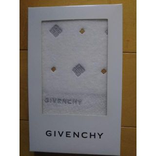 ジバンシィ(GIVENCHY)のGIVENCHY　ハンドタオル　箱入り　ホワイト(タオル/バス用品)