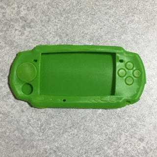 プレイステーションポータブル(PlayStation Portable)のPSP 2000 3000 専用　シリコンカバー　グリーン(その他)
