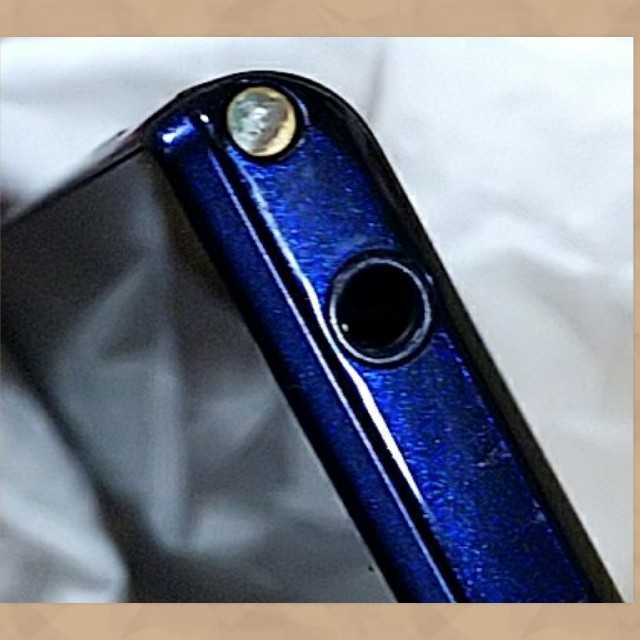 SHARP(シャープ)の【 中古 ジャンク 】AQUOS au スマートフォン SHL25 ネイビー スマホ/家電/カメラのスマートフォン/携帯電話(スマートフォン本体)の商品写真