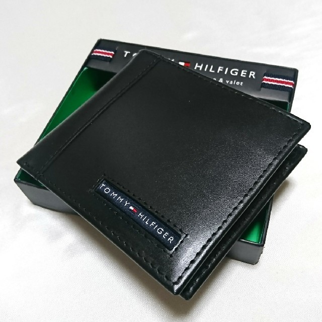 トミーヒルフィガー 折り財布 31TL25X023 ブラック