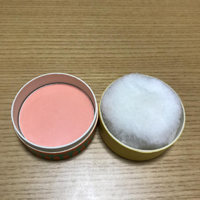 THE FACE SHOP(ザフェイスショップ)のフェイスショップ　チーク　05 ピーチクッション コスメ/美容のベースメイク/化粧品(チーク)の商品写真