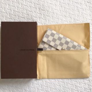 ルイヴィトン(LOUIS VUITTON)のVUITTON ダミエ　アズール　長財布(長財布)