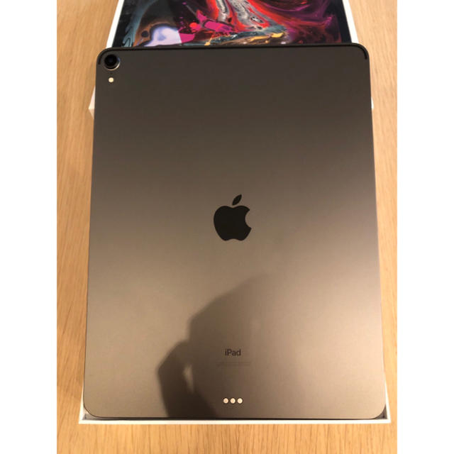 スマホ/家電/カメラ【美品】iPad Pro 12.9 wi-fiモデル　64GB