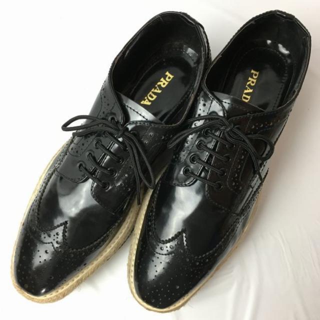 PRADA(プラダ)のプラダ　ジュートソール　ウイングチップ　黒　サイズ40　24.5-25.0 メンズの靴/シューズ(ブーツ)の商品写真