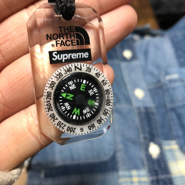 supreme  north face ネックレス