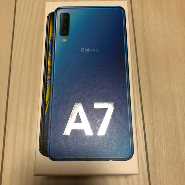 Galaxy A7 ブルー 64 GB SIMフリー 本物保証! 7497円引き