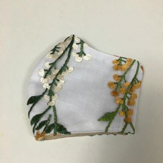 マスク(THE MASK)の立体インナーマスク　大きめ　花柄刺繍(その他)