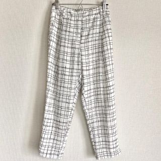 プラステ(PLST)のPLSTプラステ  ホワイト クロップドパンツ  XS(クロップドパンツ)