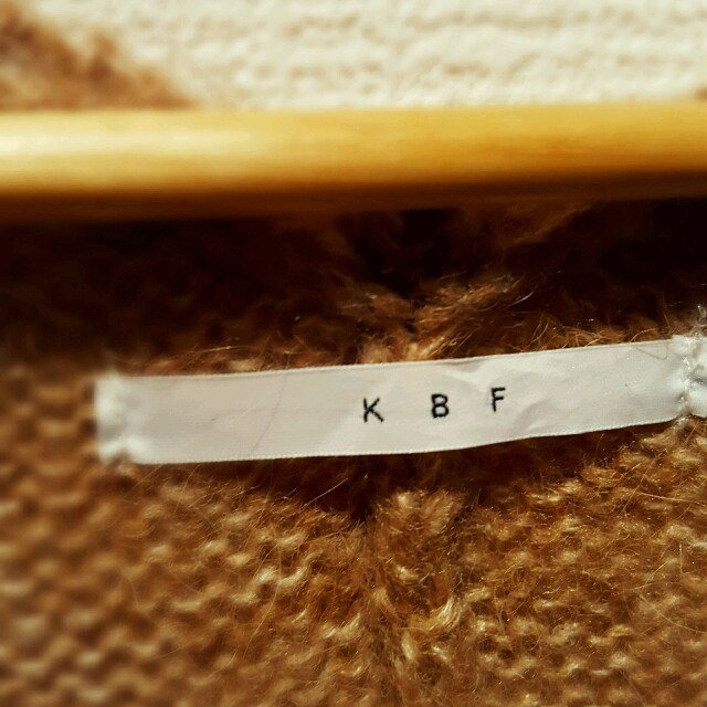KBF(ケービーエフ)のglico様専用KBFﾄﾞﾙﾏﾝ型ニット レディースのトップス(ニット/セーター)の商品写真