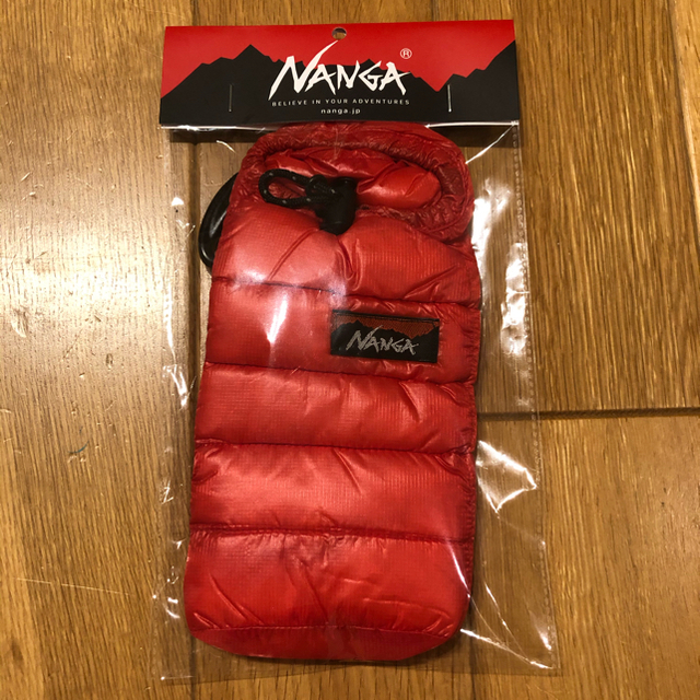 NANGA(ナンガ)のMini sleeping bag phone case / 携帯ケース  スマホ/家電/カメラのスマホアクセサリー(モバイルケース/カバー)の商品写真