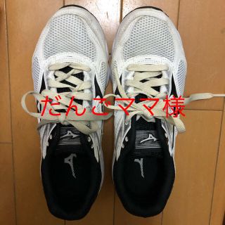 ミズノ(MIZUNO)の美品　ミズノ　24 スニーカー(スニーカー)